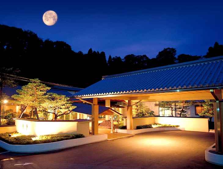 金沢犀川温泉 川端の湯宿 滝亭-外観｜一度は泊まりたい 日本の高級旅館・ブティックホテル（Best Boutique Stays Japan）