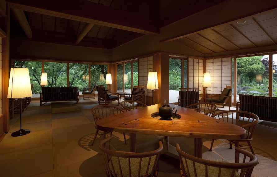 金沢犀川温泉 川端の湯宿 滝亭-ラウンジ｜一度は泊まりたい 日本の高級旅館・ブティックホテル（Best Boutique Stays Japan）